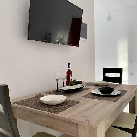 Central, Sunny & Spacious In Town - El Greco No 1 * Kos-Stadt