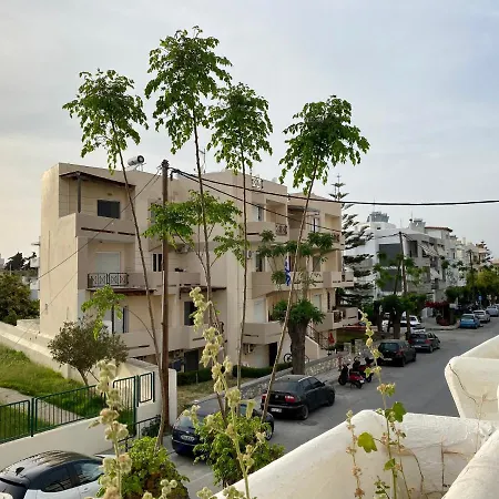 דירה Central, Sunny & Spacious Apartment, In Kos, 