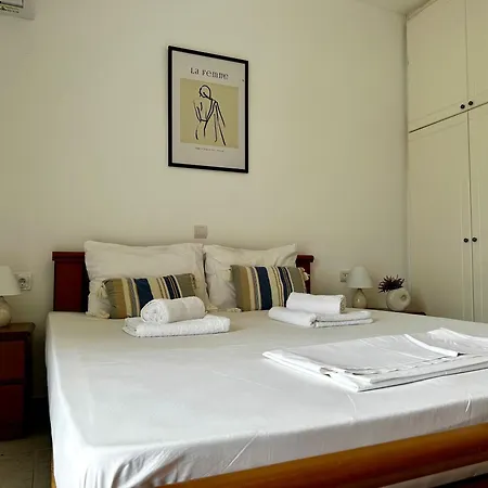 Appartement Central, Sunny & Spacious Apartment, In Kos, 
