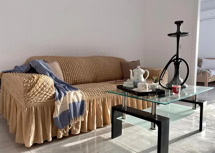 شقة Central, Sunny & Spacious In - No 1 *