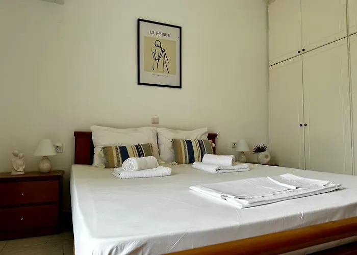 شقة Central, Sunny & Spacious In - No 1 بلدة كوس